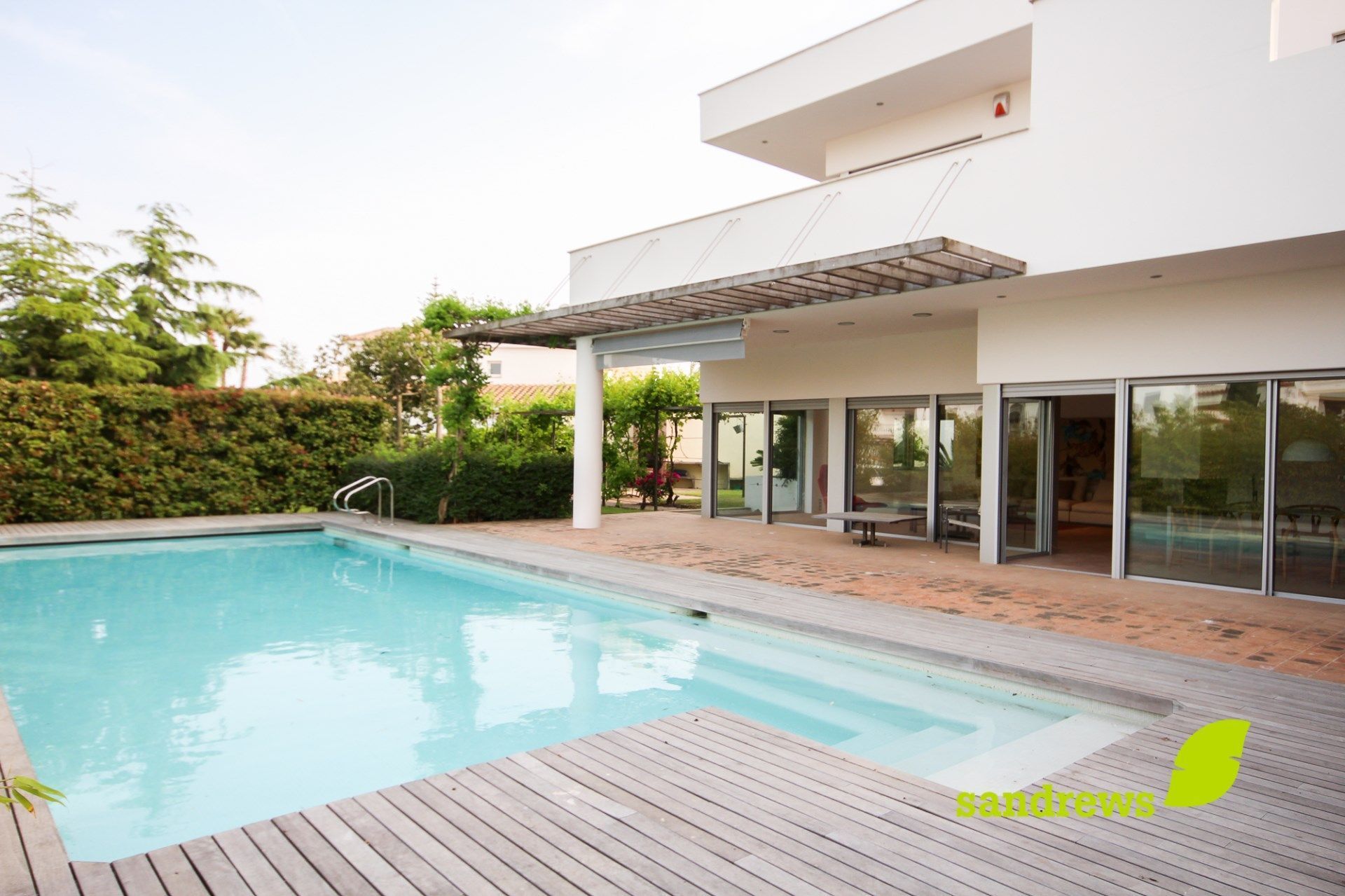 Piscina de Casa o xalet en venda en Empuriabrava amb Calefacció, Jardí privat i Terrassa
