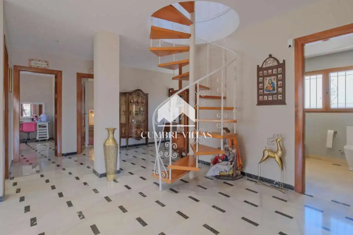 Casa o chalet en venta en Almuñécar con Jardín privado, Terraza y Amueblado