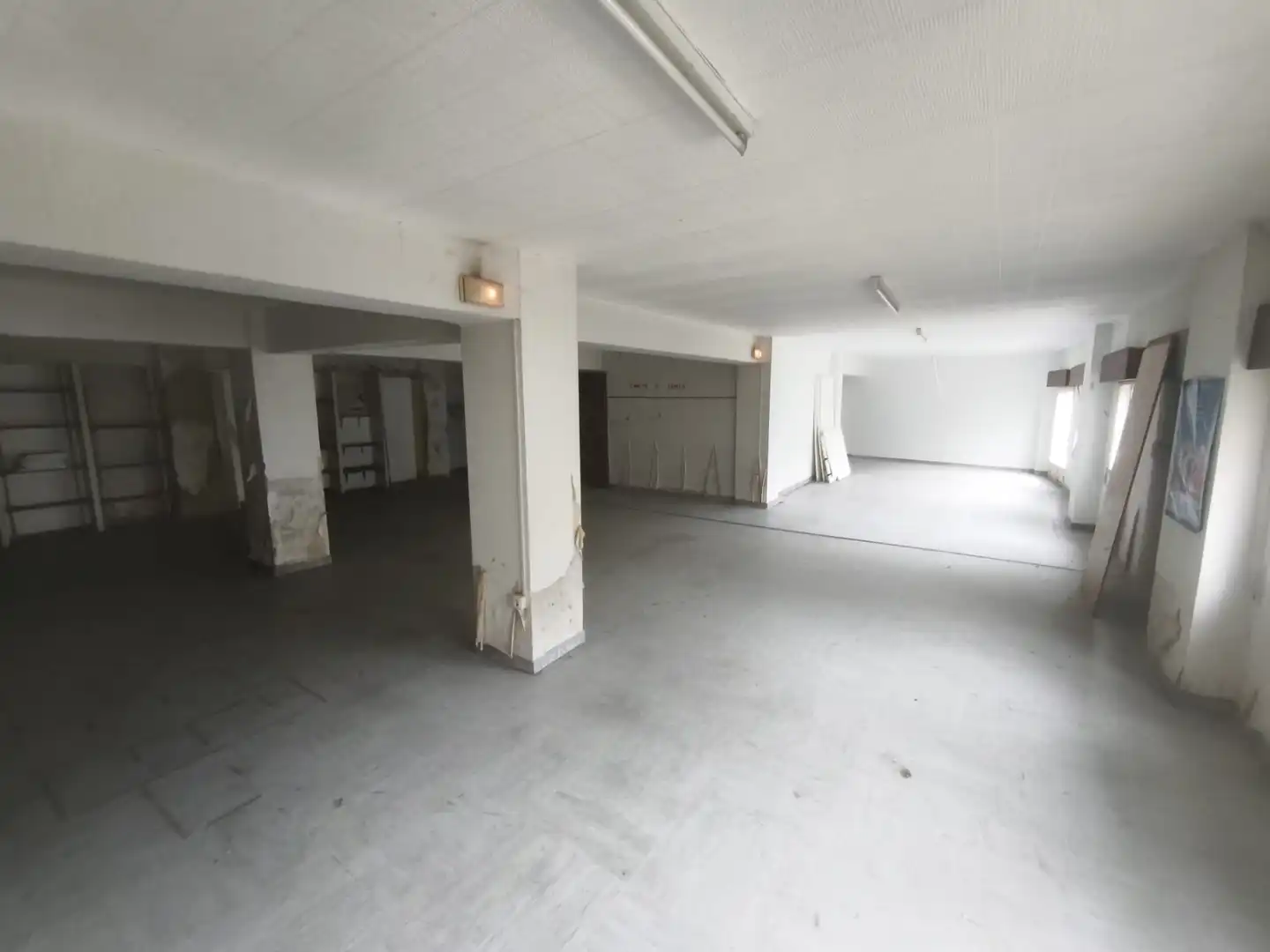 Local comercial en venta en Rúa Antonio Puga 4, imagen 11