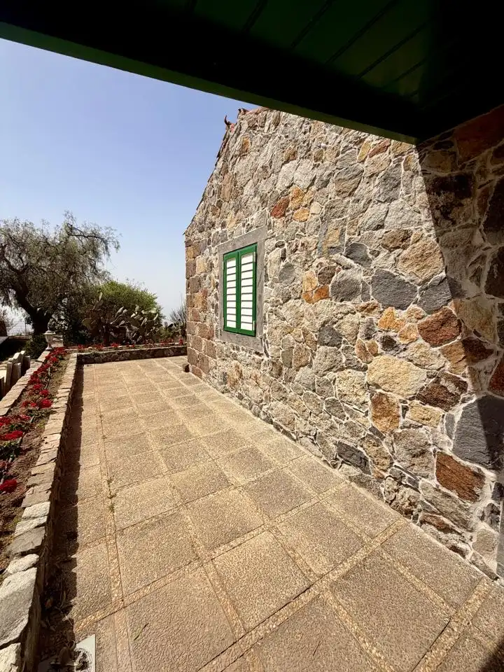 Vista exterior de Finca rústica en venda en Adeje amb Jardí privat i Terrassa