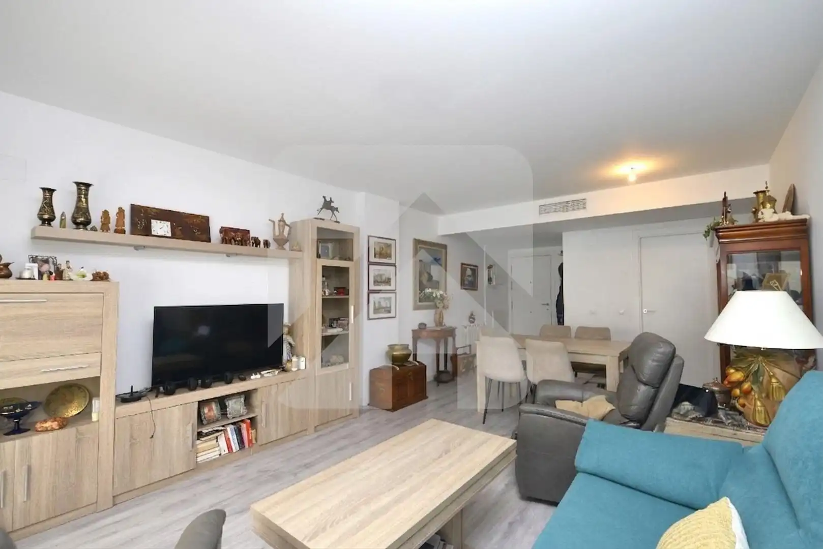 Living room of Flat for sale in Valdemoro  with Heating, Terrace and Storage room