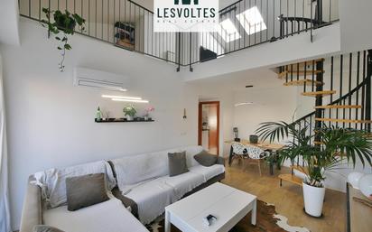 Sala d'estar de Pis en venda en La Bisbal d'Empordà amb Aire condicionat, Calefacció i Parquet