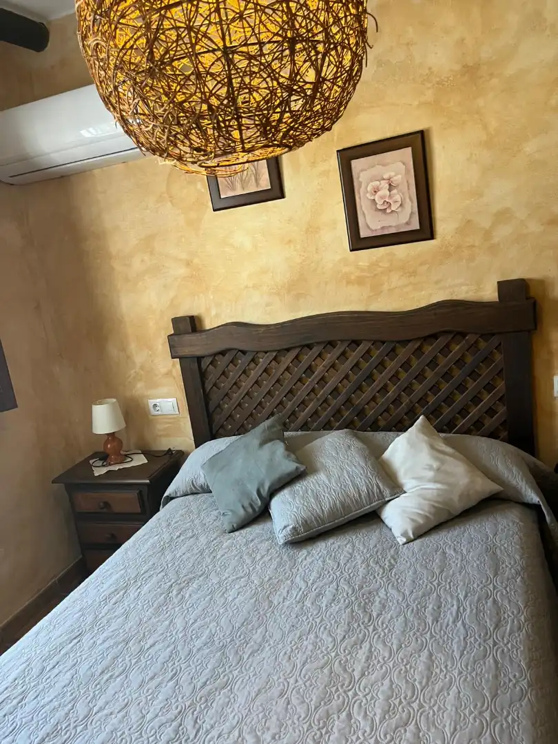 Dormitori de Finca rústica de lloguer en Sedella amb Aire condicionat, Jardí privat i Traster