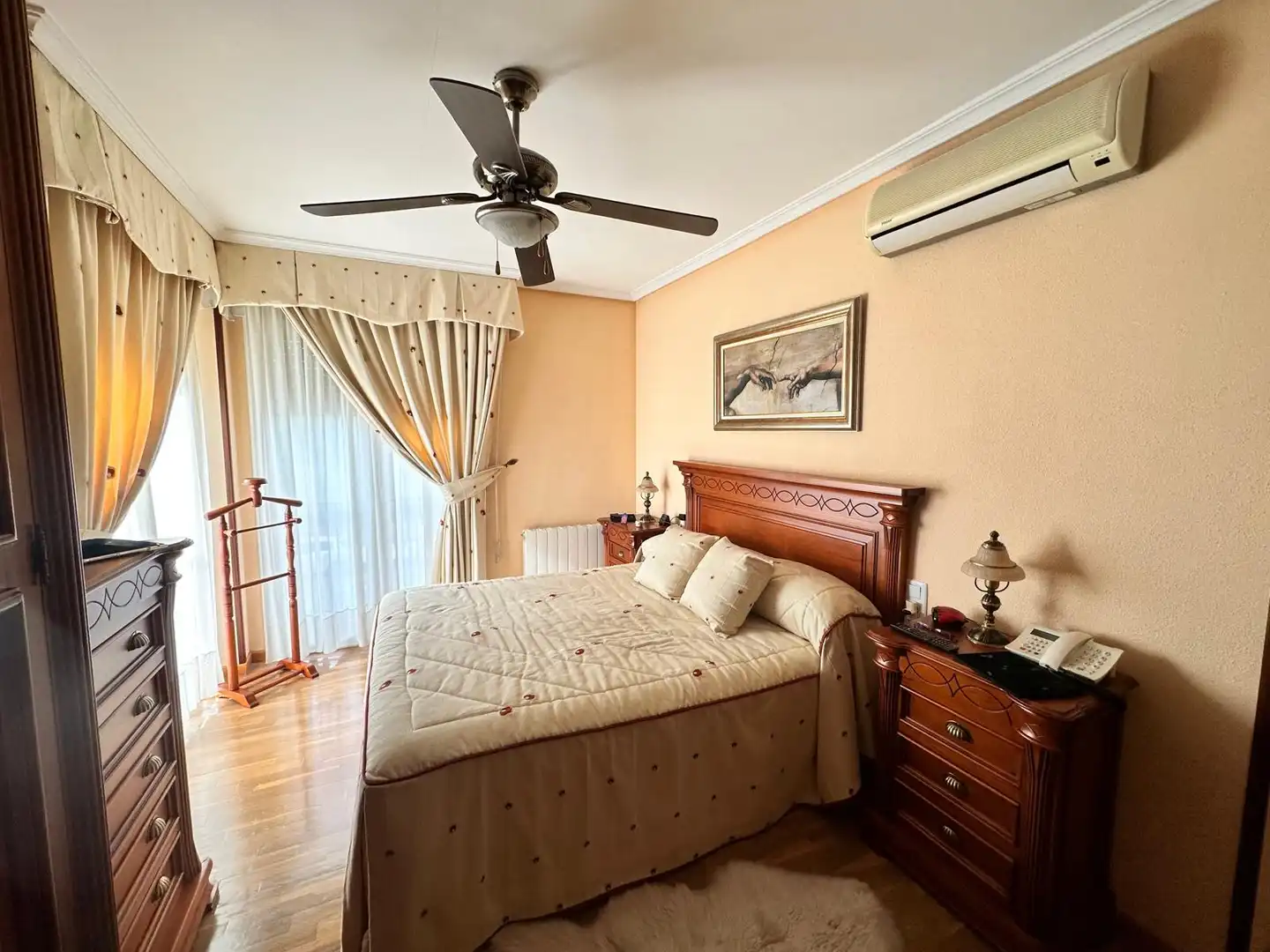 Casa adosada en venta en Calle Suiza, Nuevo Parque