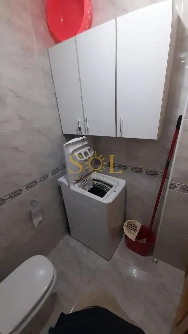 Wohnung zur Miete in Calle León Martín Granizo, La Lastra