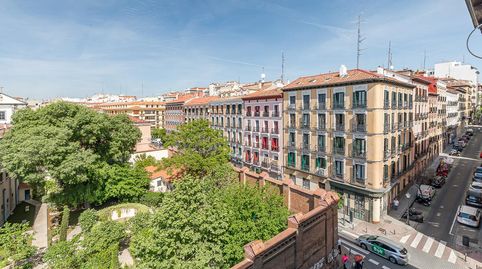 Photo 2 of Flat for rent in Universidad - Malasaña, Madrid Capital