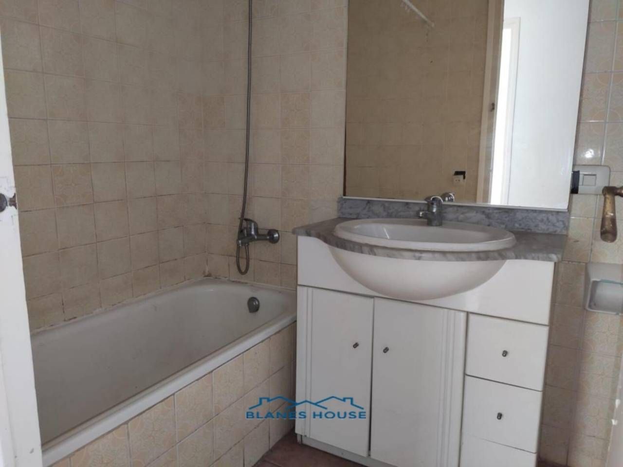 Bathroom of Flat for sale in Blanes  with Balcony