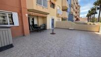 Vista exterior de Apartament en venda en La Manga del Mar Menor amb Calefacció, Jardí privat i Terrassa