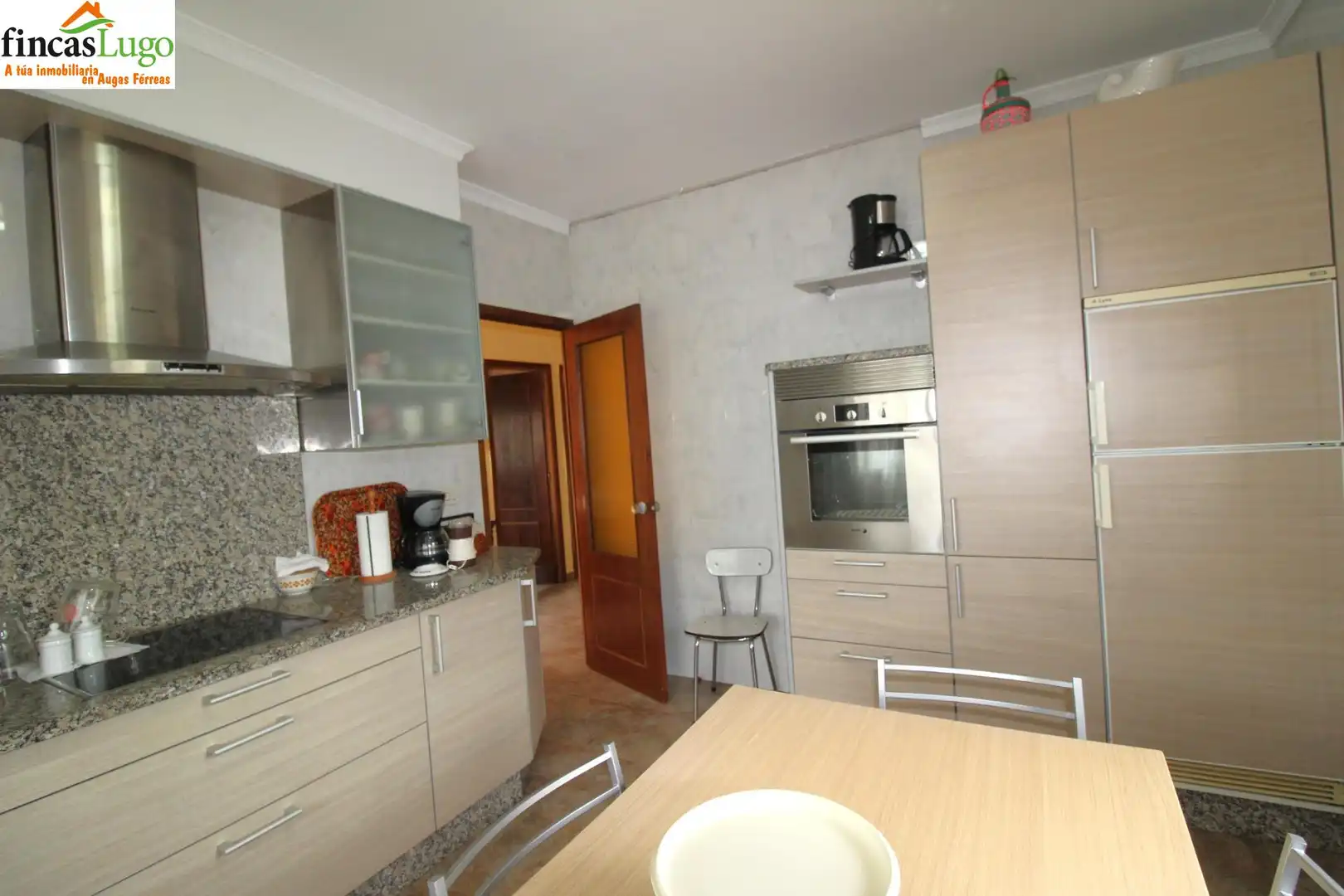 Cocina de Casa o chalet en venta en Begonte con Calefacción, Jardín privado y Terraza
