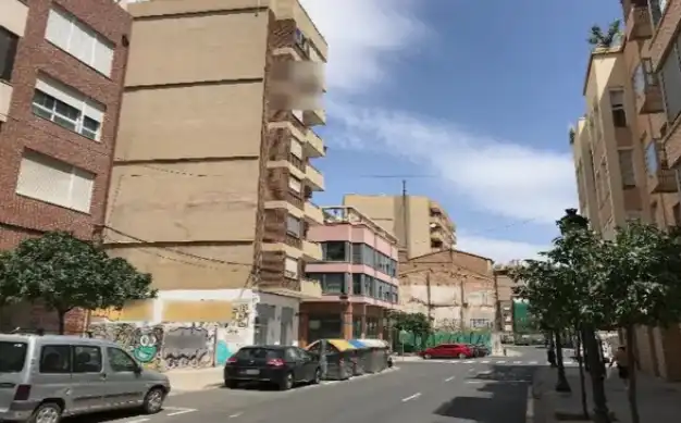 Residential land for sale in Carrer de Sagunt 101