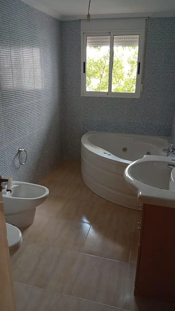 Bathroom of Flat for sale in Albocàsser