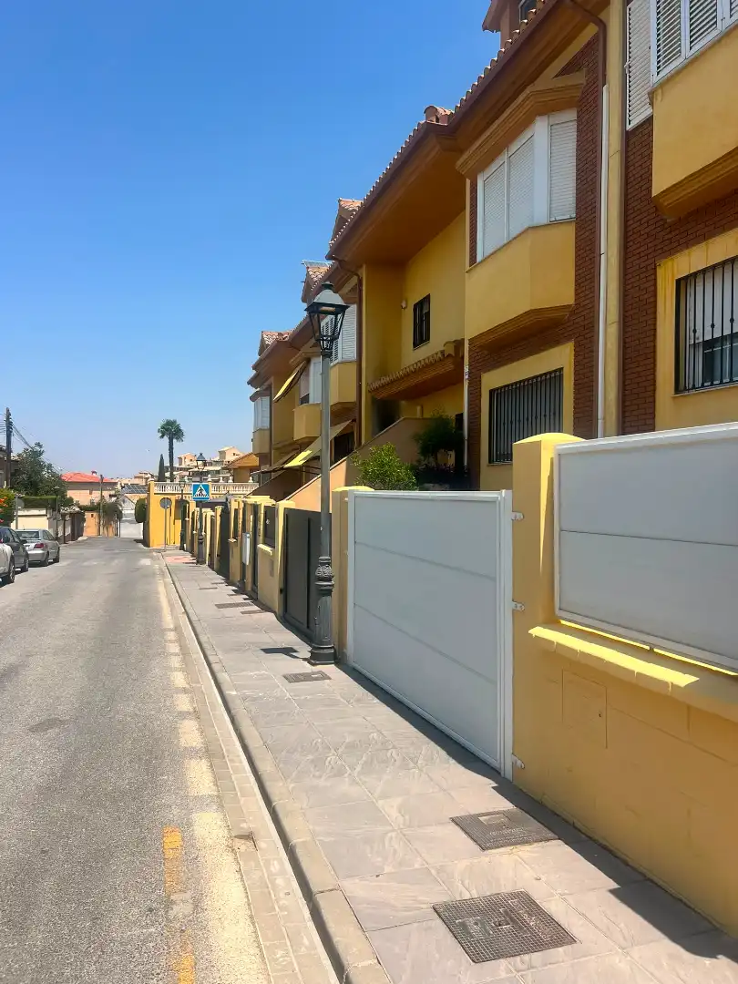 Casa pareada con piscina en venta en Ogíjares, imagen 35
