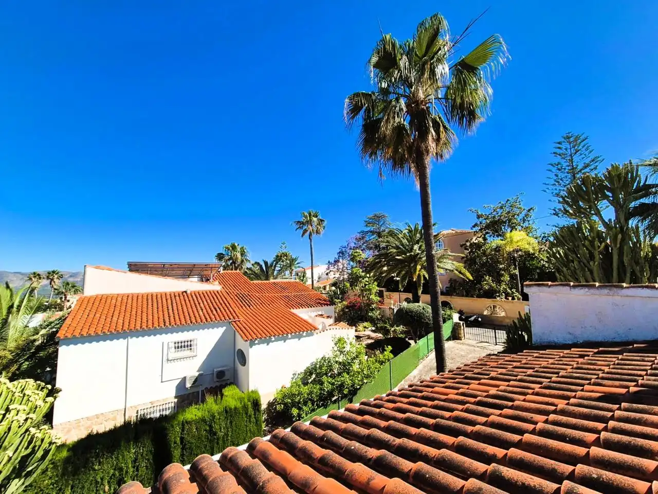 Vista exterior de Casa o chalet en venta en La Nucia con Jardín privado y Terraza