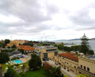 Vista exterior de Pis de lloguer en Vigo  amb Piscina