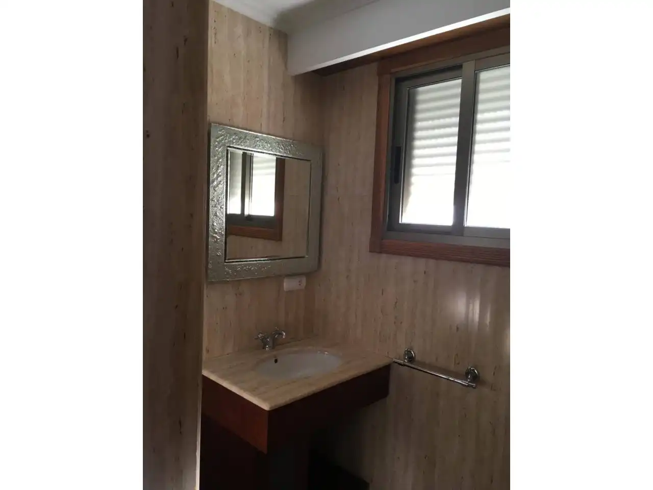 Bany de Dúplex en venda en Ourense Capital  amb Calefacció, Moblat i Balcó