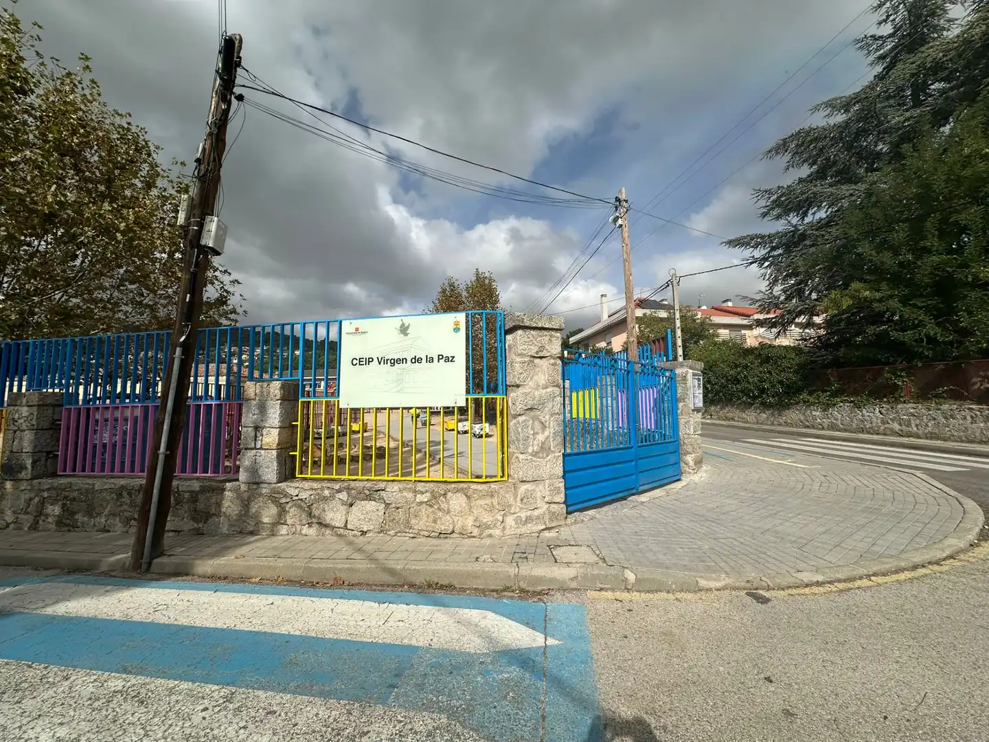 Exterior view of Detached homes for sale in Collado Mediano  with Heating, Private garden and Terrace