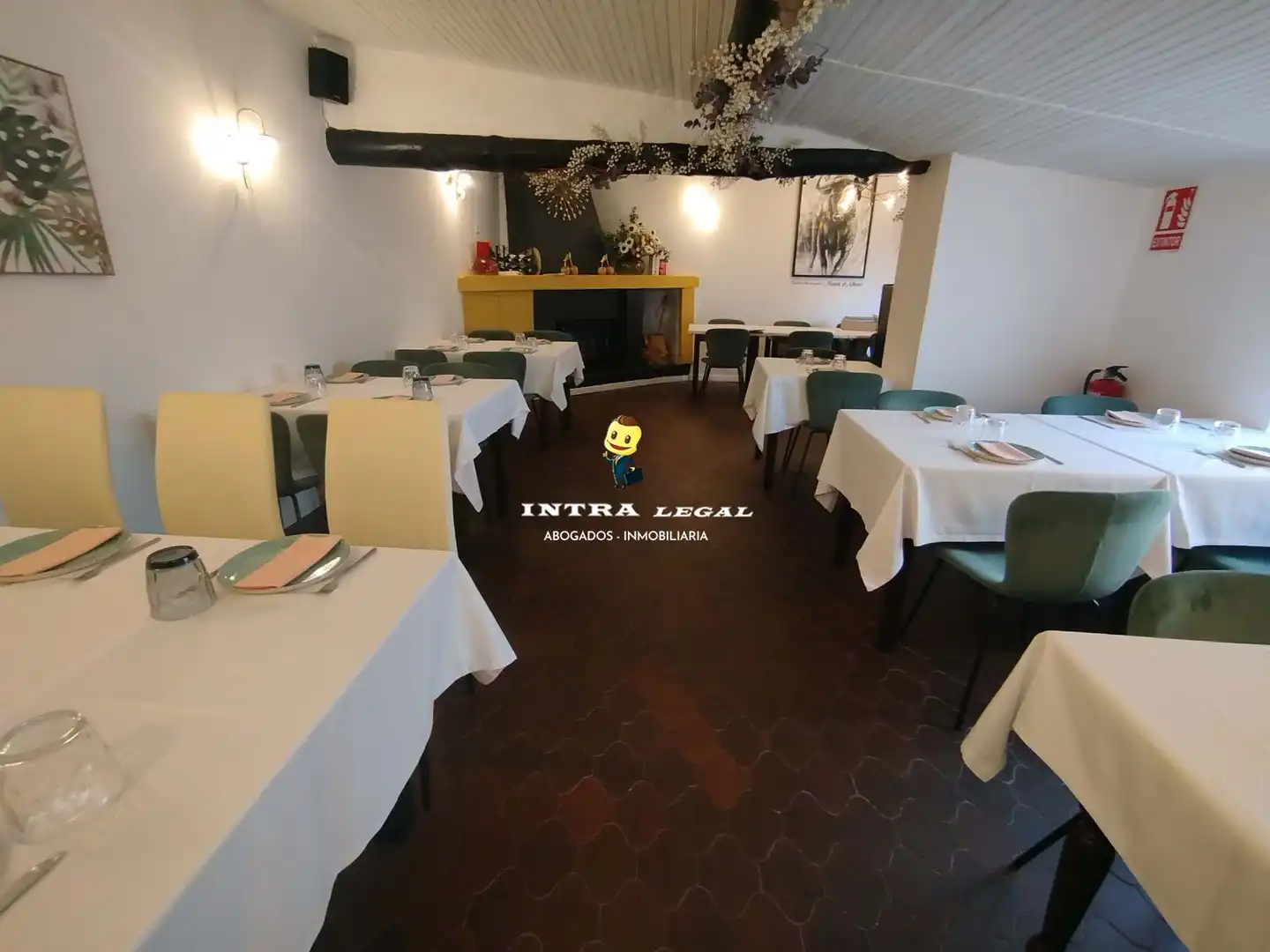 Geschaftsraum zur Miete in Salamanca mit Klimaanlage, Terrasse und Möbliert