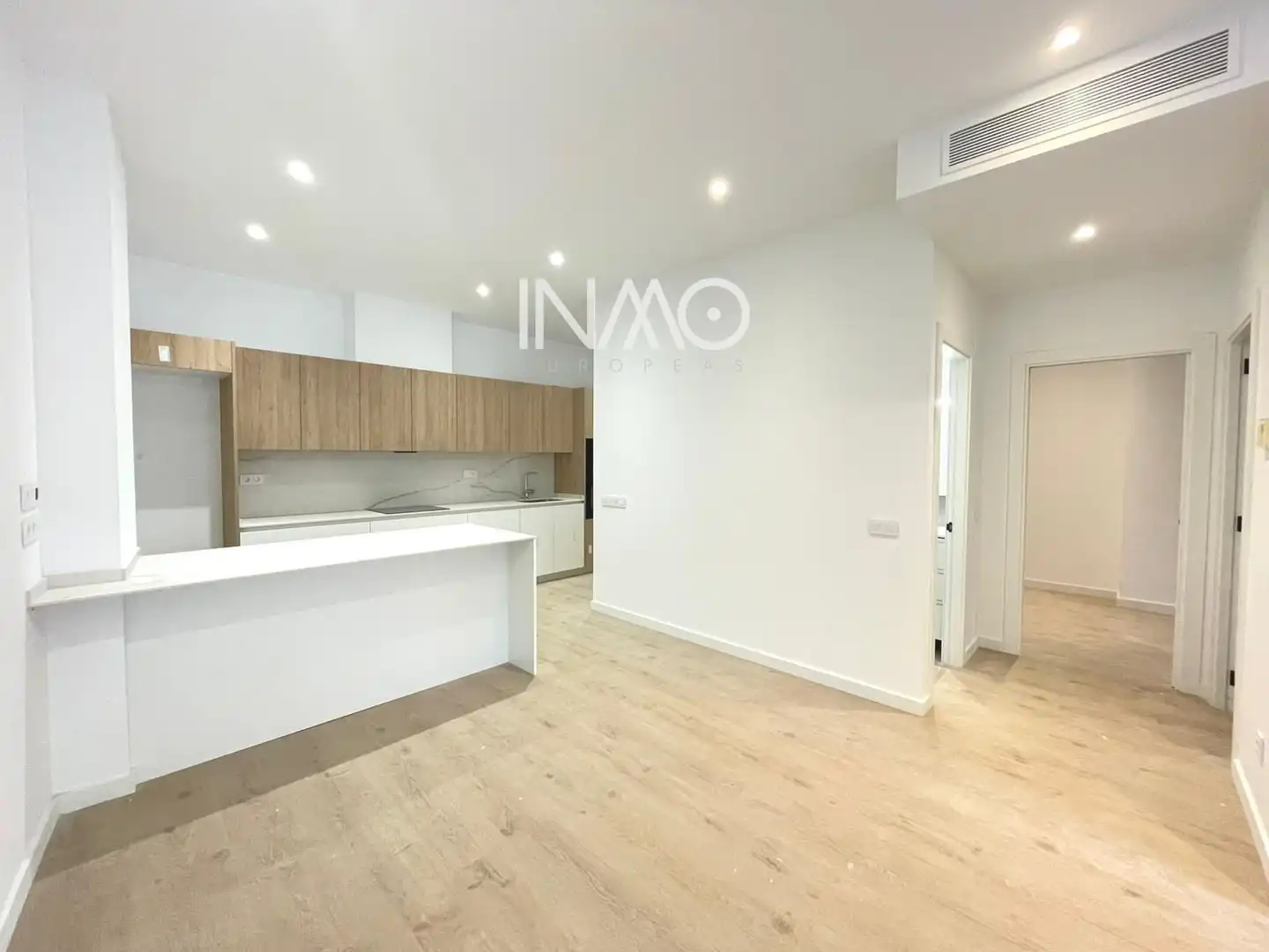 Vista exterior de Piso en venta en Rubí con Aire acondicionado y Terraza
