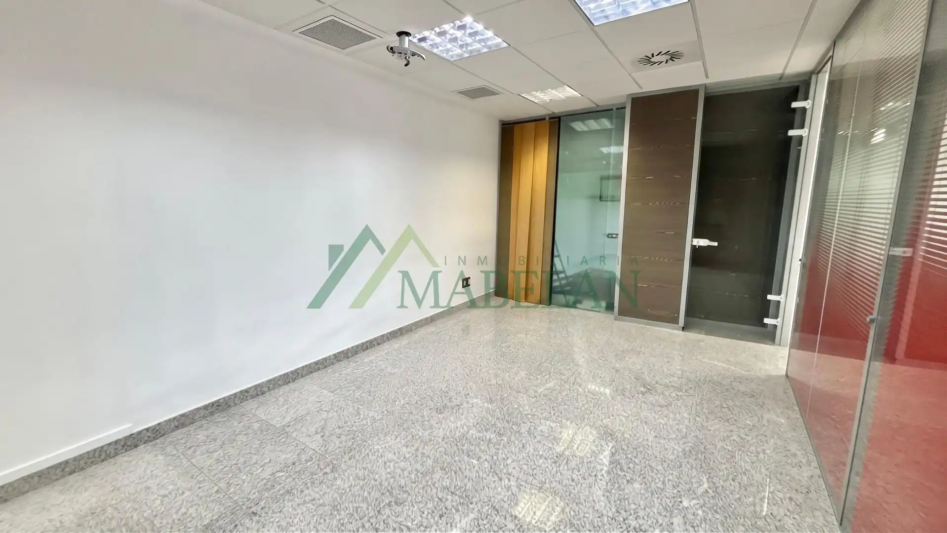 Oficina de lloguer en Las Rozas de Madrid amb Aire condicionat i Calefacció