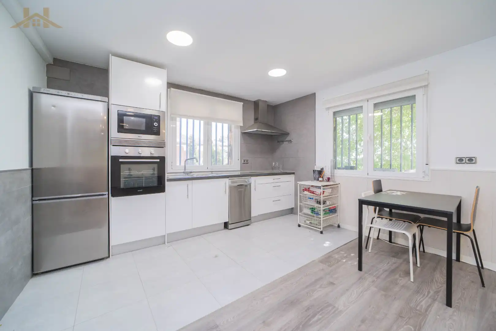 Cocina de Casa o chalet en venta en Valdemorillo con Aire acondicionado, Calefacción y Jardín privado