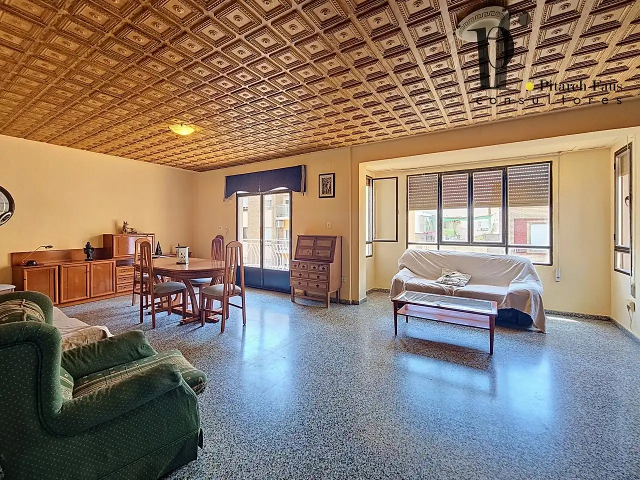 Sala d'estar de Pis en venda en La Pobla de Vallbona amb Balcó