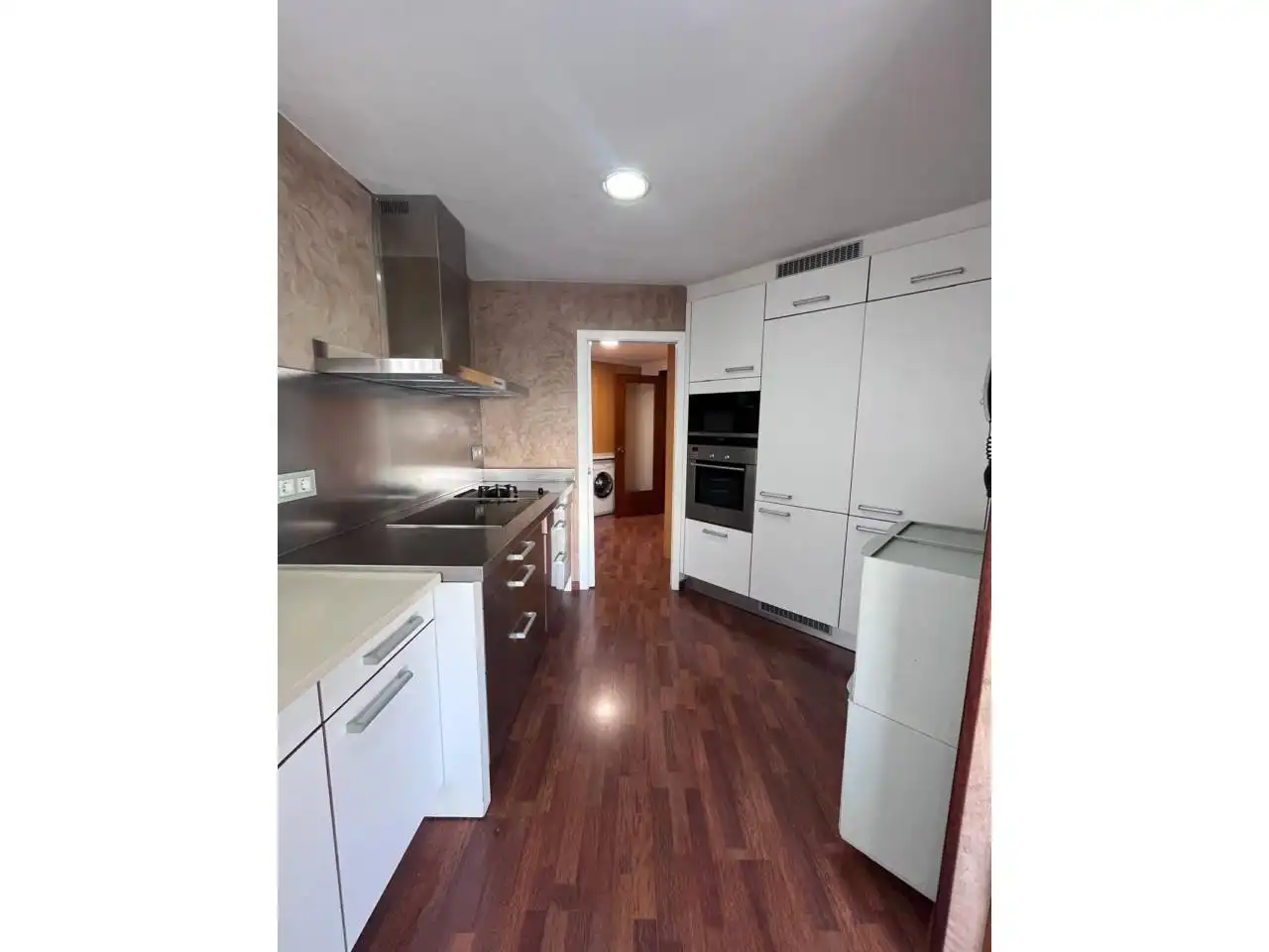 Flat for rent in Travesia Carril, Eixample Nord