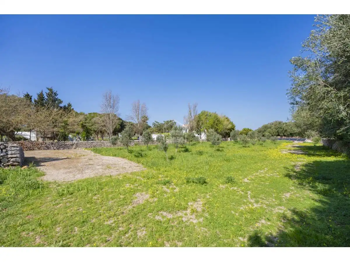 Finca rústica en venta en Sant Lluís con Jardín privado, Terraza y Piscina