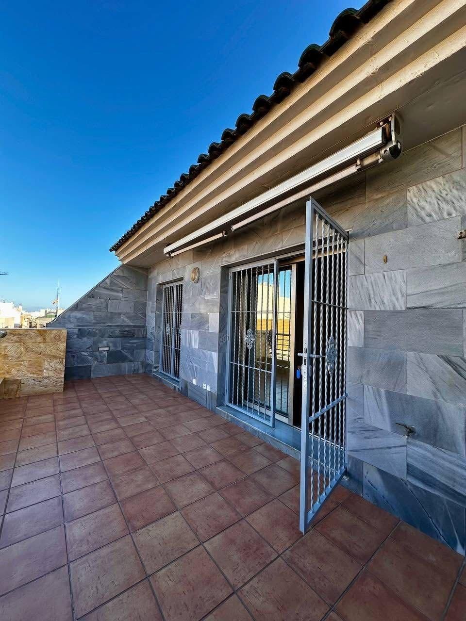 Ático en venta en Las Piscinas Naturales, Playa del Cura