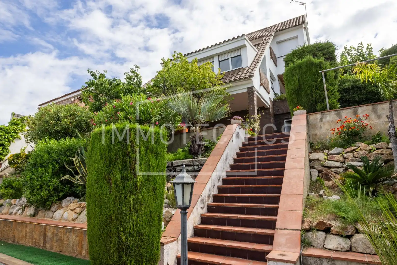 Vista exterior de Casa o xalet en venda en Canet de Mar amb Calefacció, Jardí privat i Terrassa