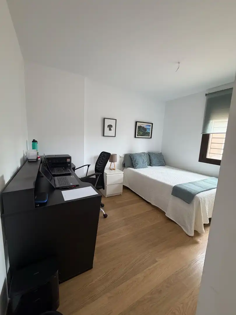 Habitación de Ático en venta en Algeciras con Aire acondicionado y Terraza