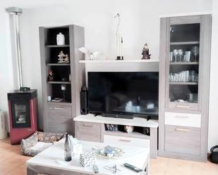 Sala d'estar de Casa o xalet en venda en Sojuela amb Jardí privat