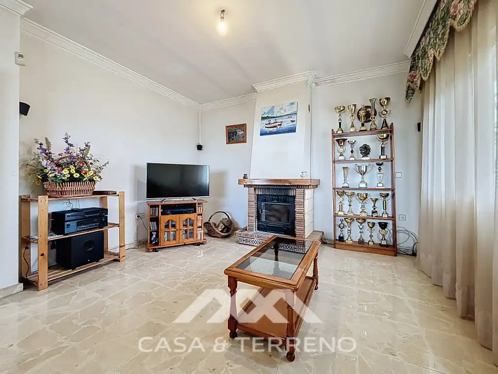 Sala de estar de Casa o chalet en venta en Vélez-Málaga con Aire acondicionado, Jardín privado y Terraza