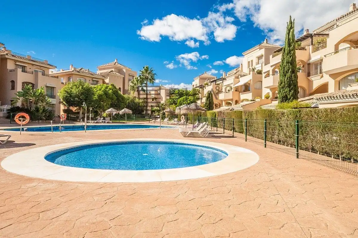 Vista exterior de Pis en venda en Marbella