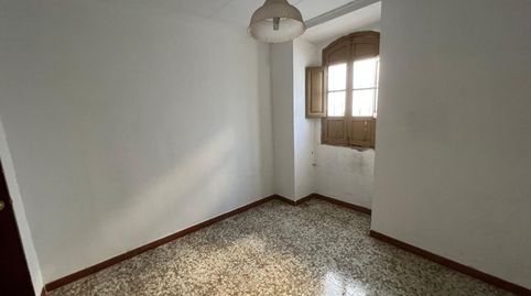 Foto 5 de Casa adosada en venda a C/ Iglesia de Navarredonda, El Saucejo, Sevilla