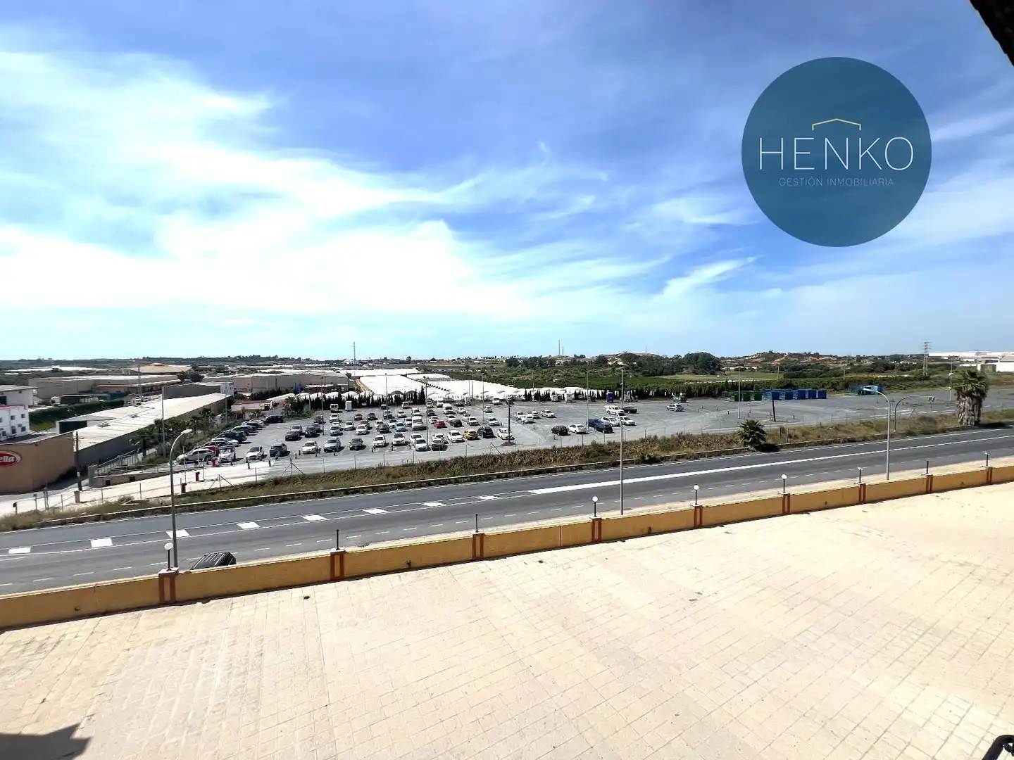 Vista exterior de Piso en venta en Lepe con Trastero, Balcón y Alarma