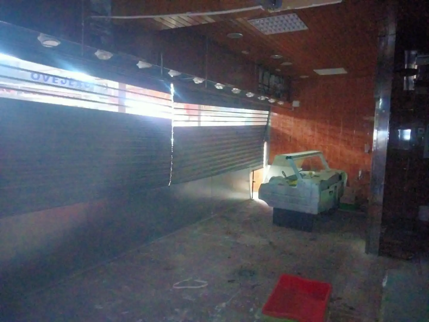 Local comercial en venda a Juan de la Cierva, imagen 9