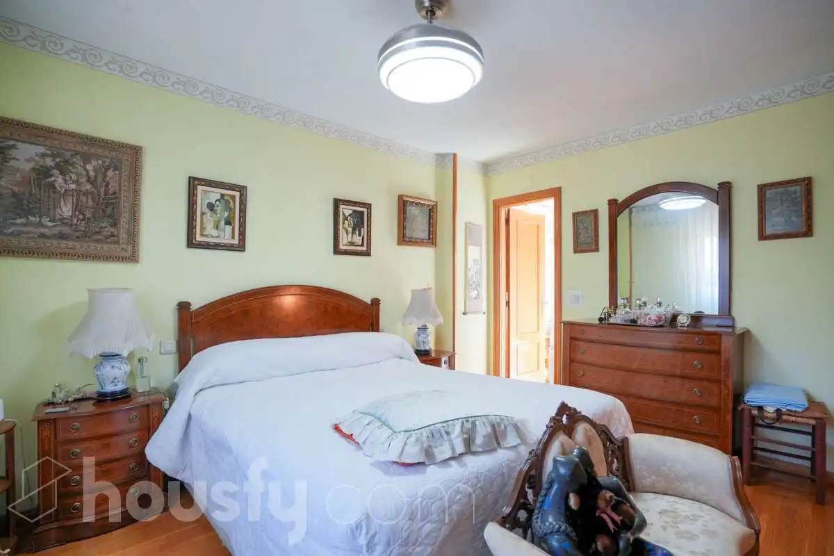 Habitación de Casa o chalet en venta en Rivas-Vaciamadrid con Aire acondicionado, Calefacción y Jardín privado