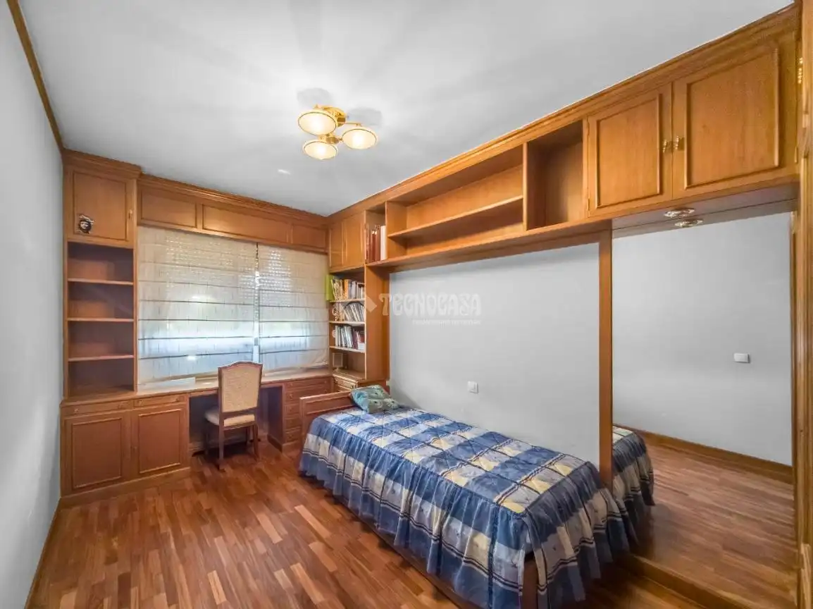 Habitación de Piso en venta en Madrid con Calefacción y Terraza