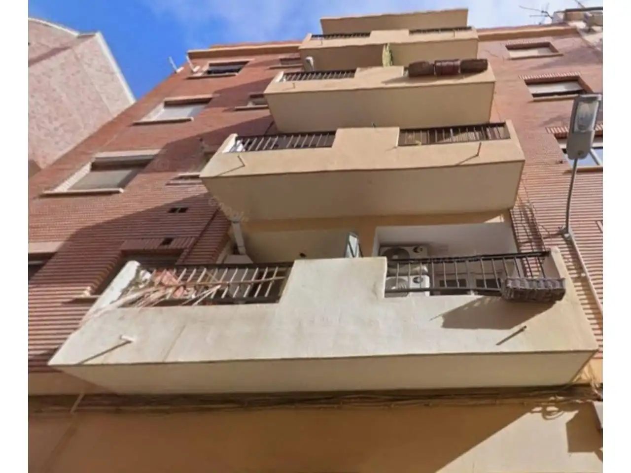 Vista exterior de Piso en venta en Valencia con Amueblado y Balcón