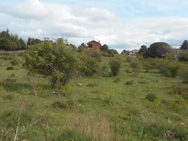 Residential zum Verkauf in Navalperal de Pinares