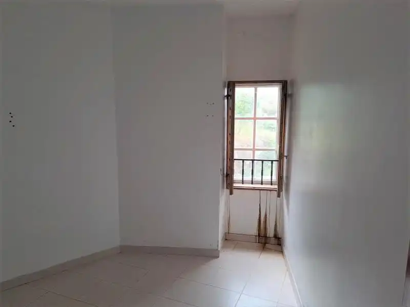 Dormitori de Casa adosada en venda en A Cañiza   amb Terrassa i Alarma