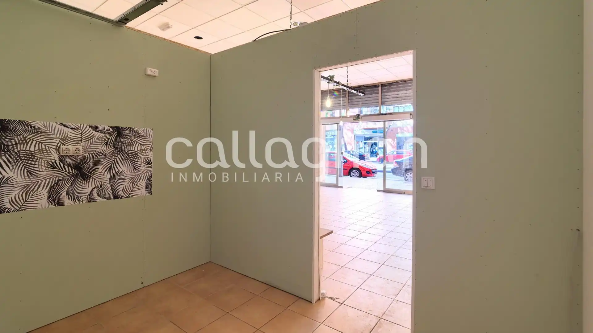 Local de alquiler en Valencia con Aire acondicionado