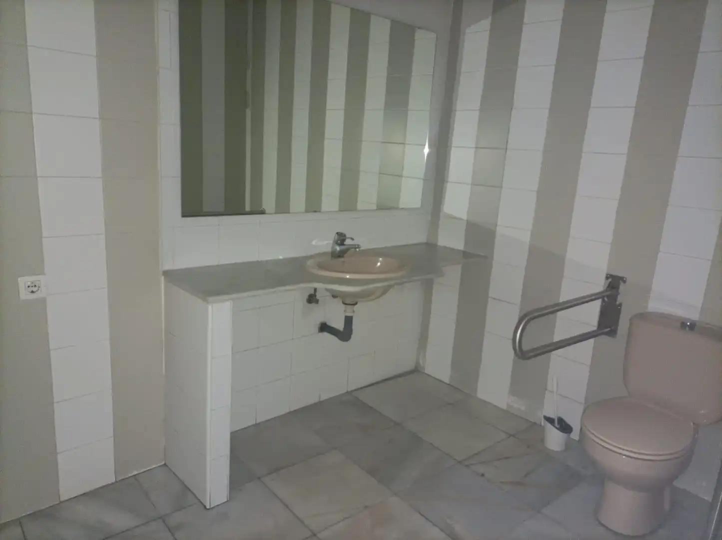 Local comercial de lloguer a Centro, imagen 13