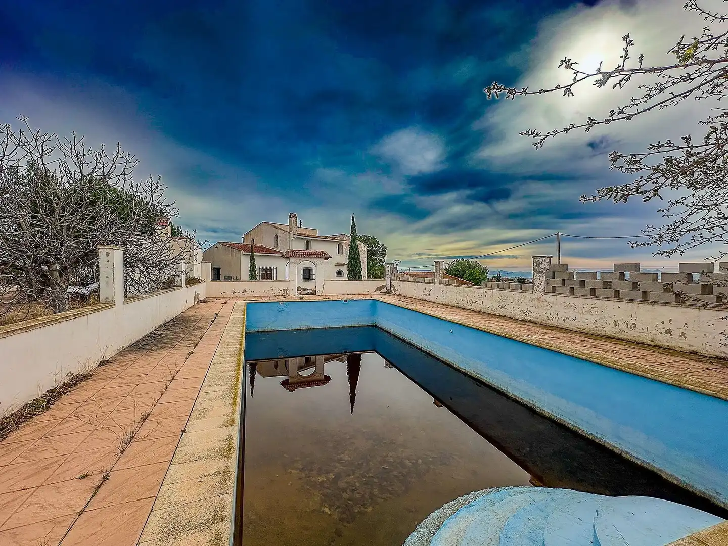 Maison rustique à vendre à Novelda