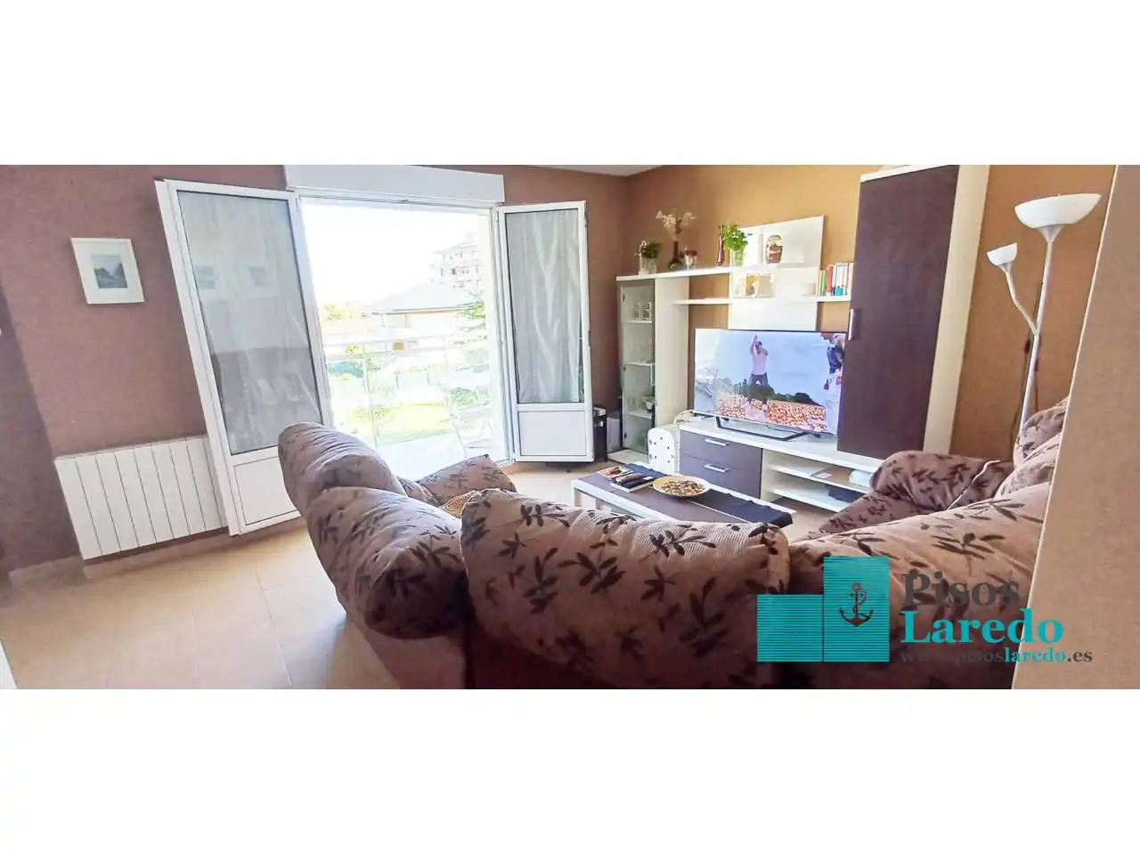 Sala de estar de Piso de alquiler en Laredo con Calefacción, Terraza y Amueblado