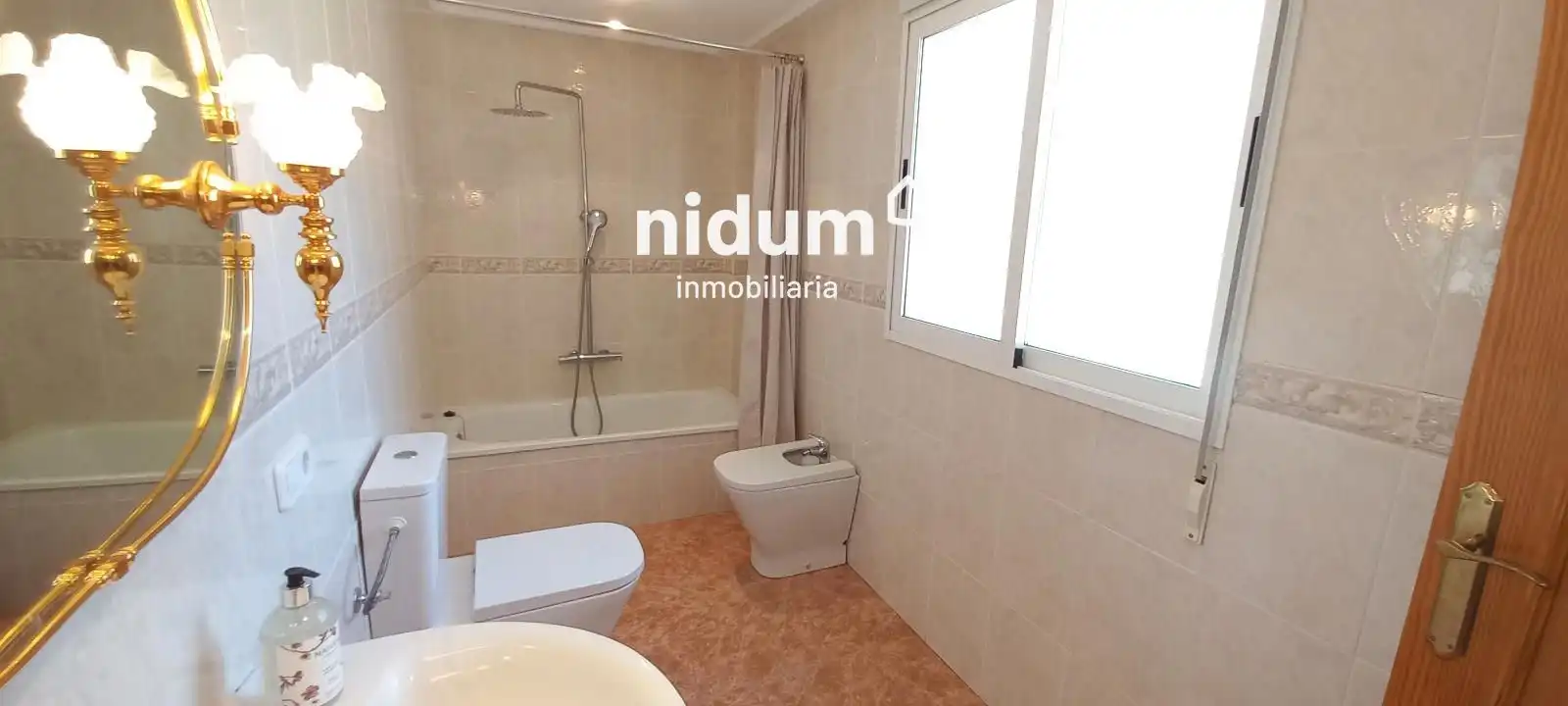 Badezimmer von Haus oder Chalet zum Verkauf in Xàtiva mit Abstellraum und Schwimmbad