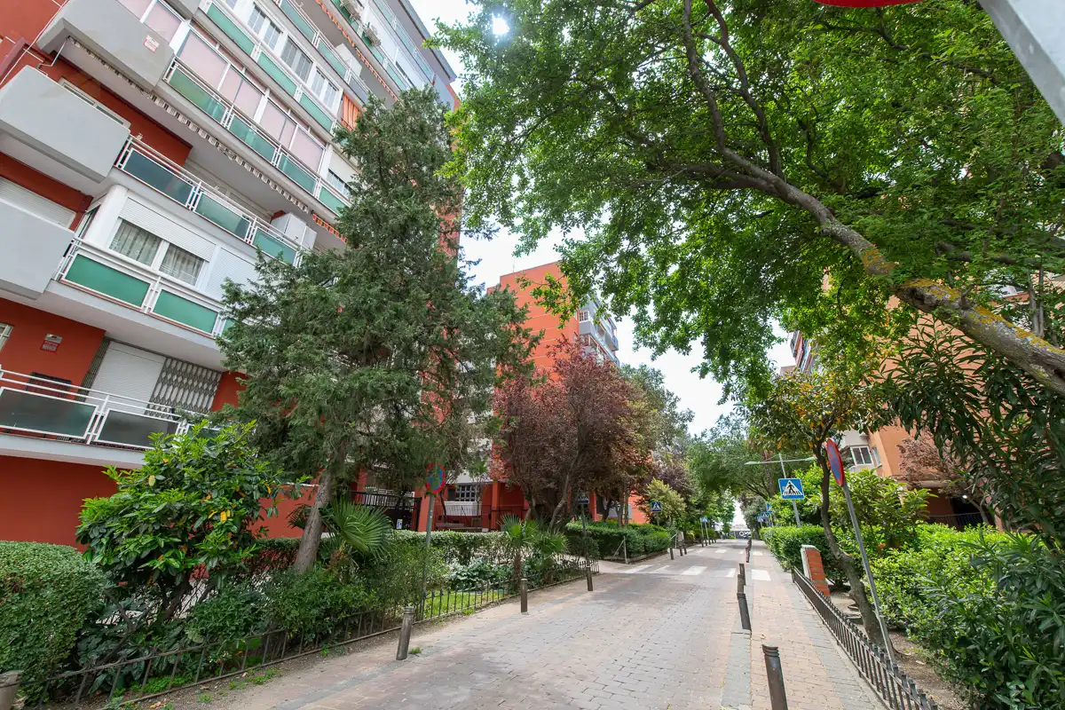 Vista exterior de Piso en venta en Fuenlabrada con Aire acondicionado y Horno
