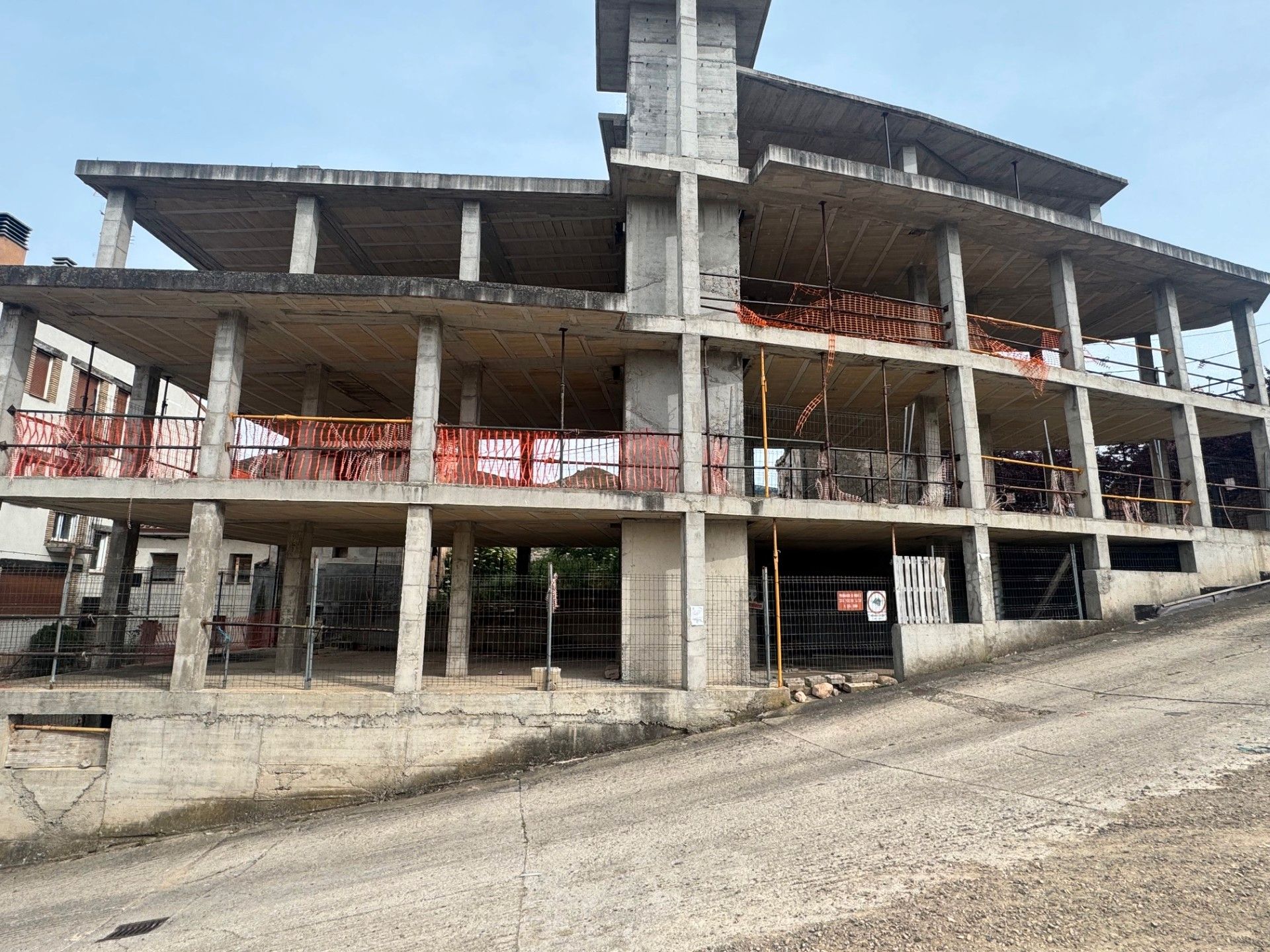 Exterior view of Building for sale in Viguera