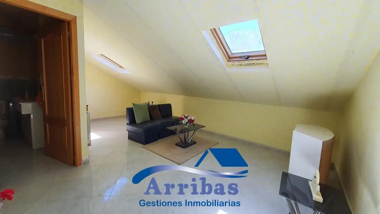 Habitación de Casa o chalet en venta en Almorox con Aire acondicionado, Calefacción y Jardín privado