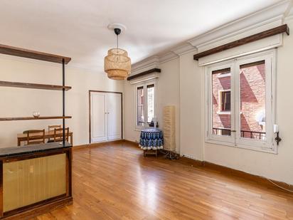 Sala d'estar de Pis en venda en  Madrid Capital amb Terrassa i Balcó